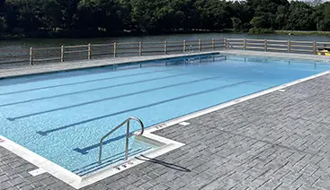 Commercial Pools